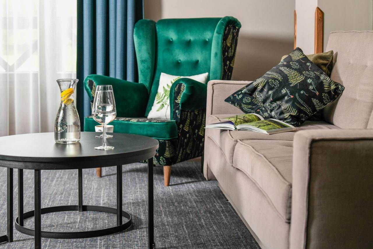Folwark Lekuk Hotel Łękuk Mały Buitenkant foto