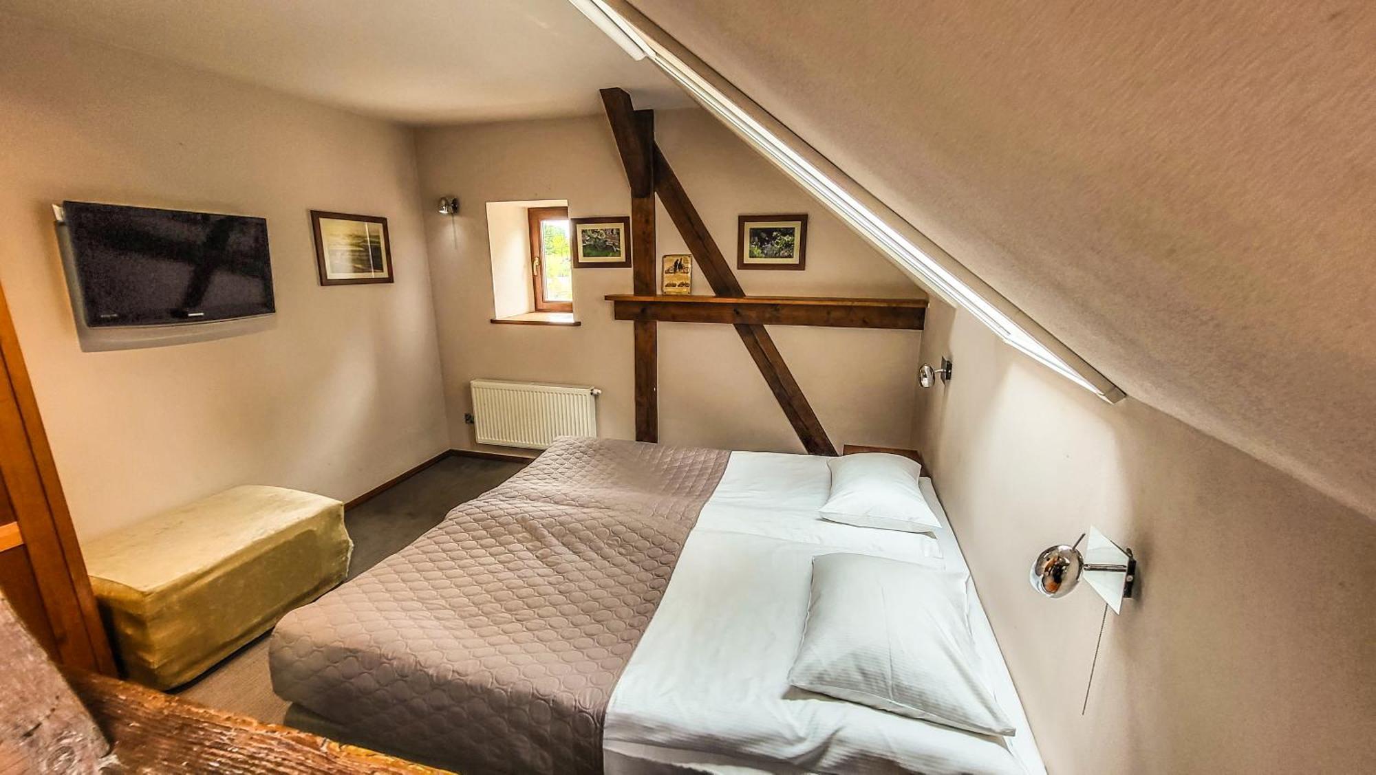 Folwark Lekuk Hotel Łękuk Mały Buitenkant foto