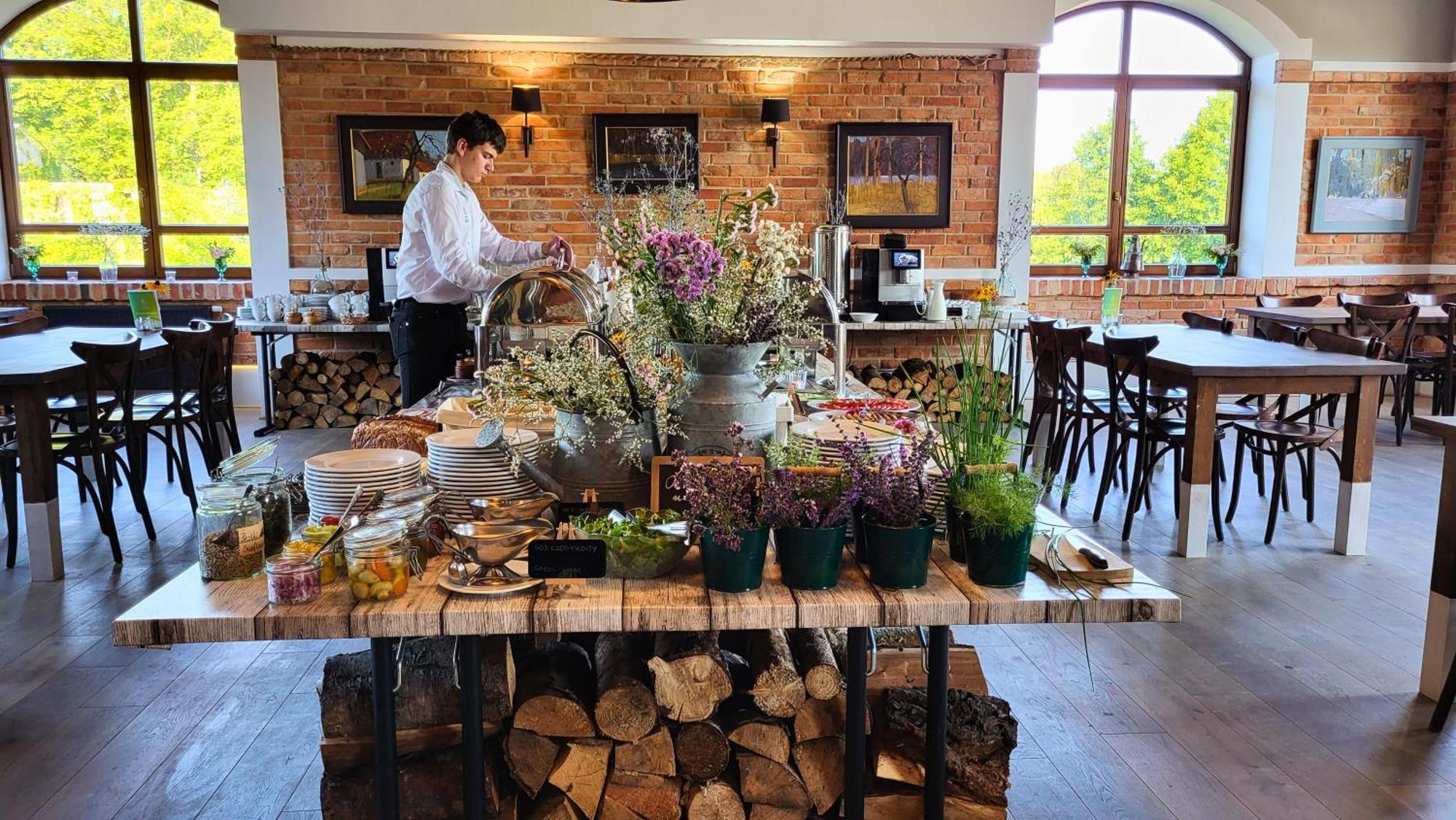 Folwark Lekuk Hotel Łękuk Mały Buitenkant foto