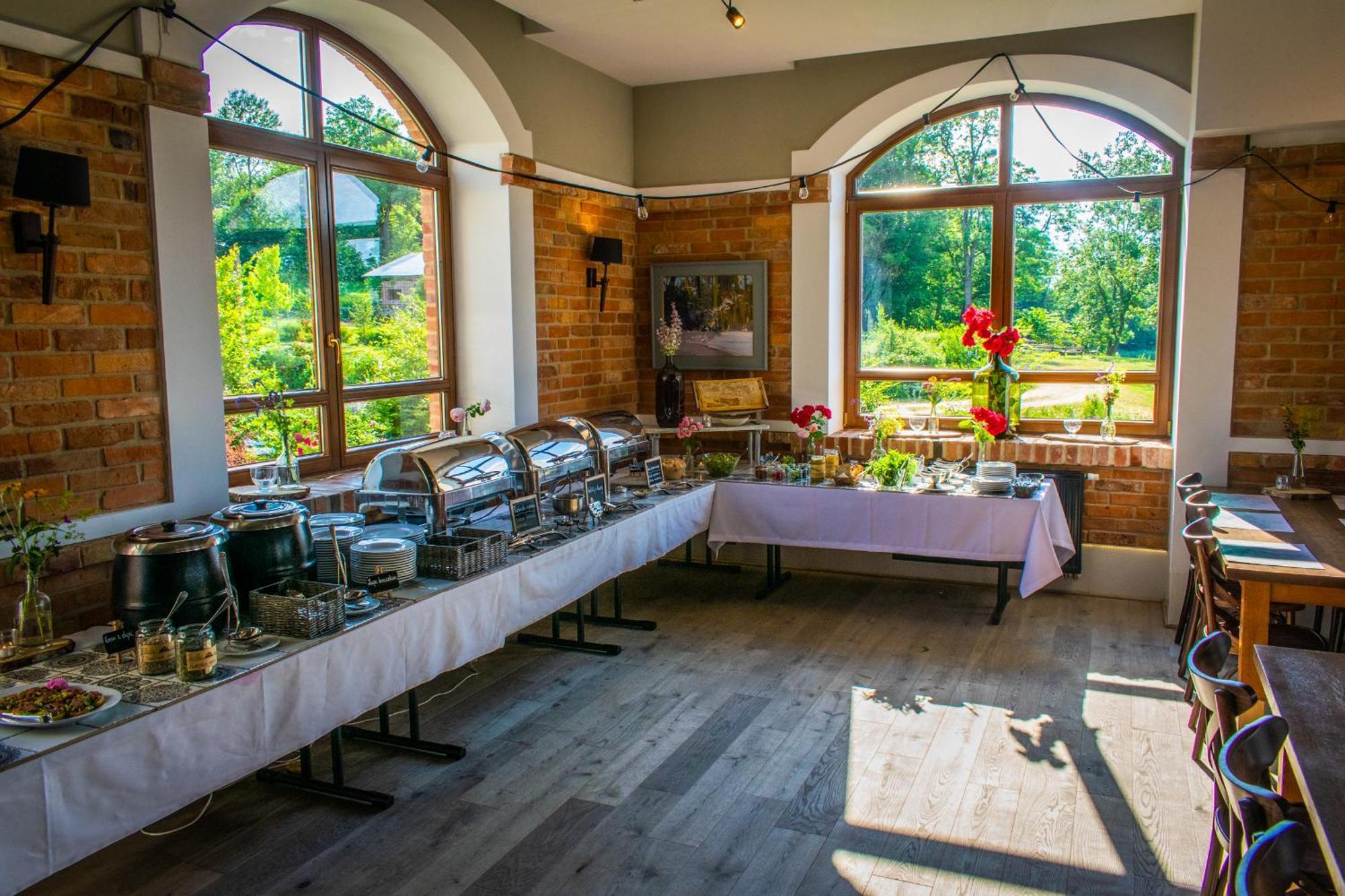 Folwark Lekuk Hotel Łękuk Mały Buitenkant foto