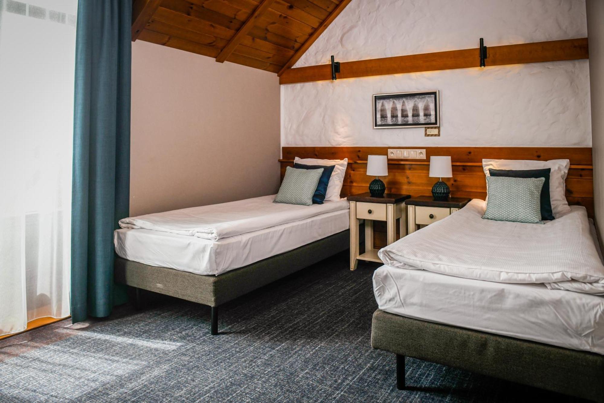 Folwark Lekuk Hotel Łękuk Mały Buitenkant foto